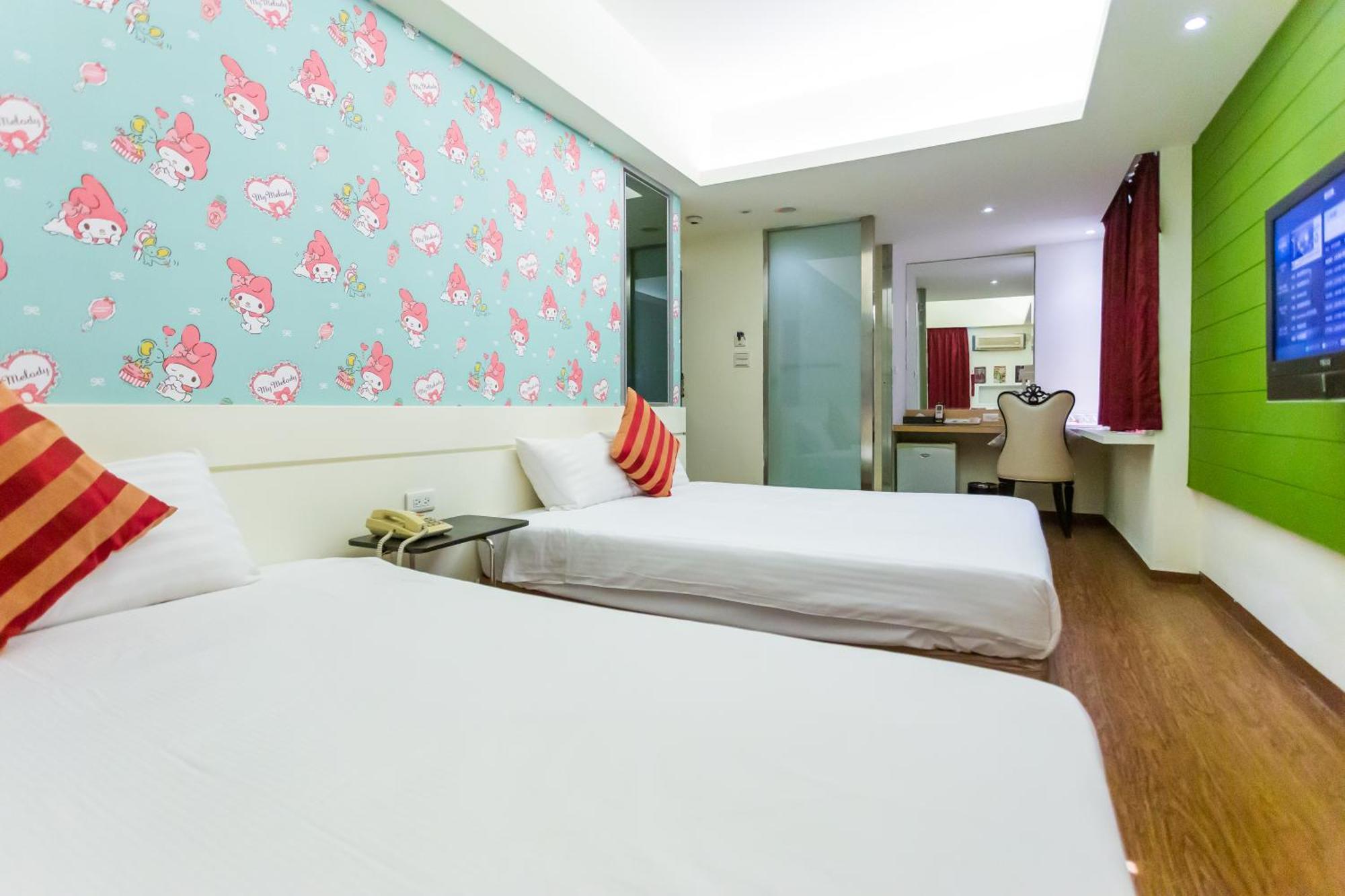 Newrise Hotel Каосюн Екстериор снимка