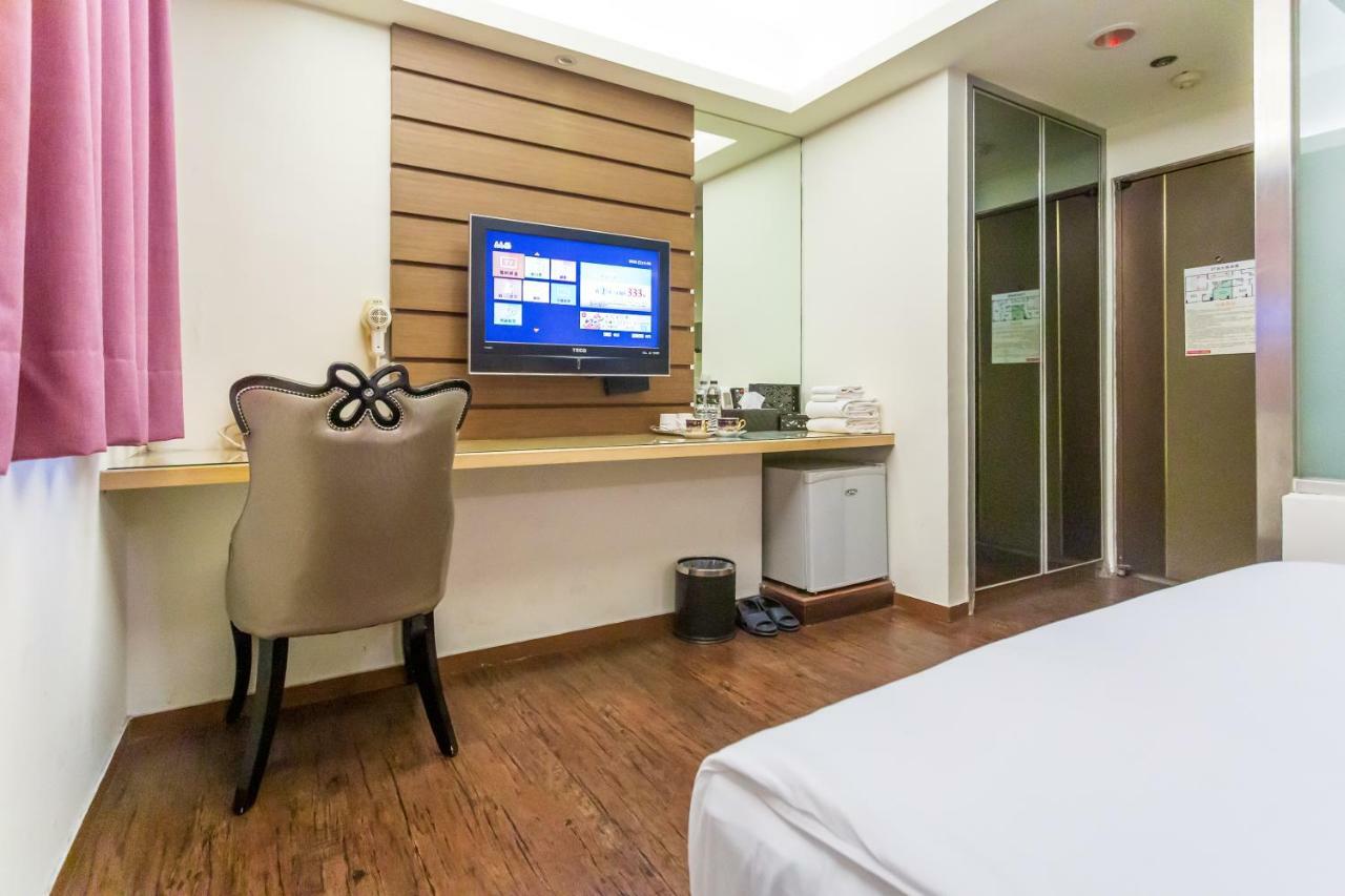 Newrise Hotel Каосюн Екстериор снимка