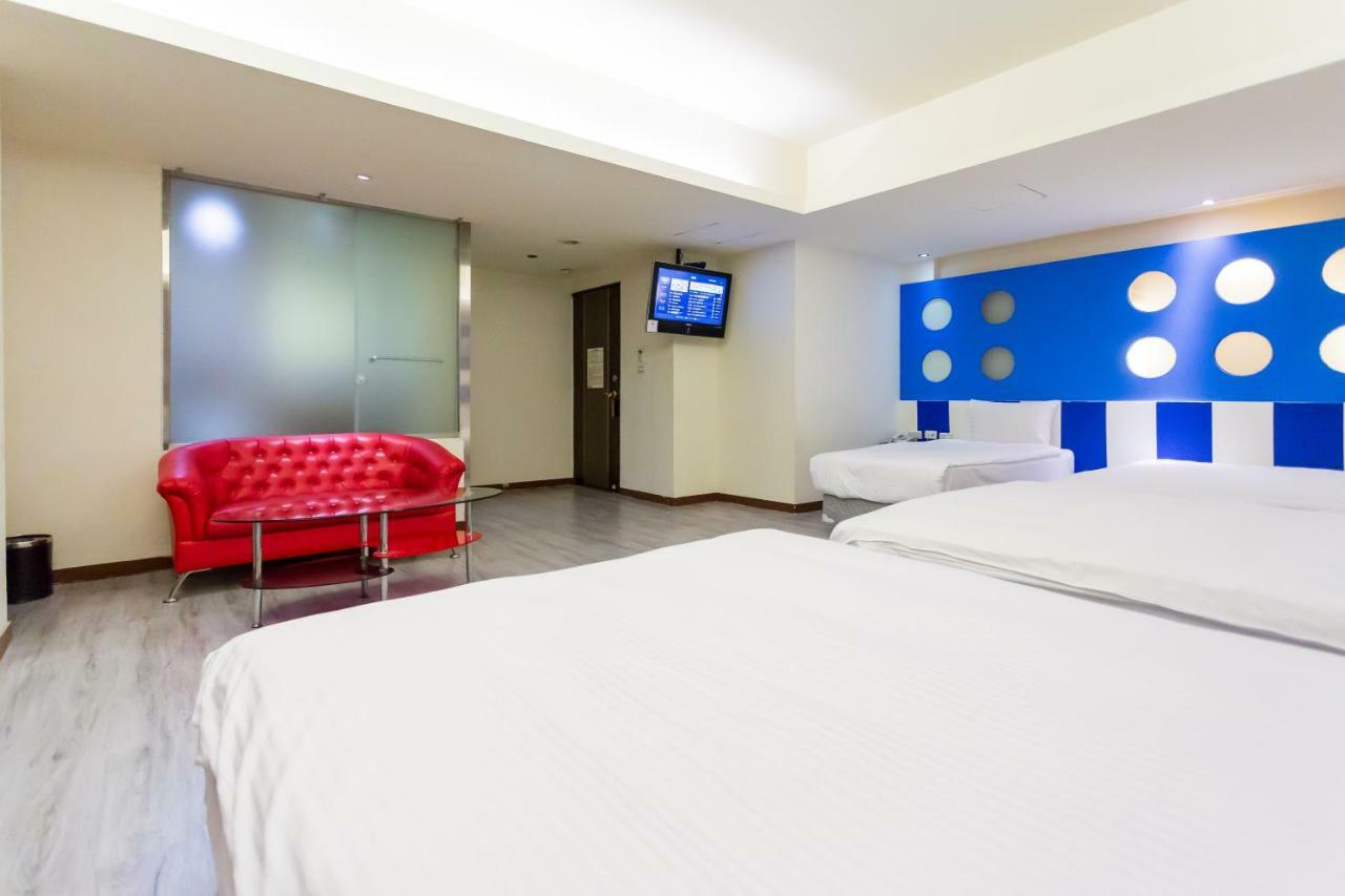 Newrise Hotel Каосюн Екстериор снимка