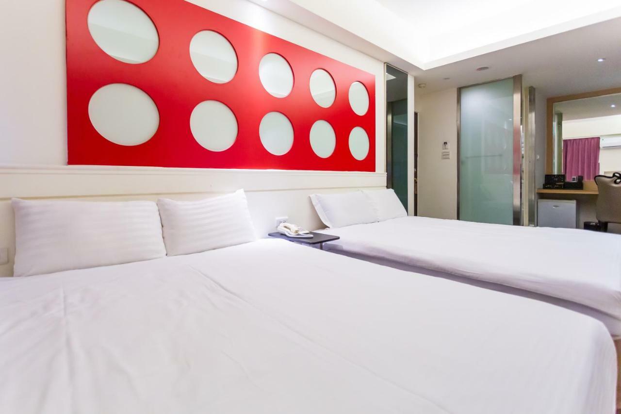 Newrise Hotel Каосюн Екстериор снимка
