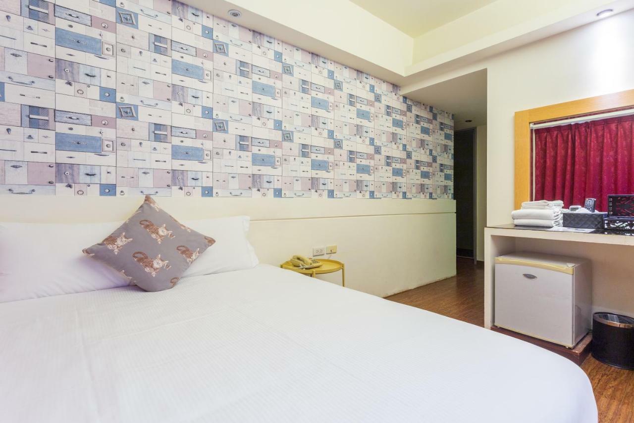 Newrise Hotel Каосюн Екстериор снимка