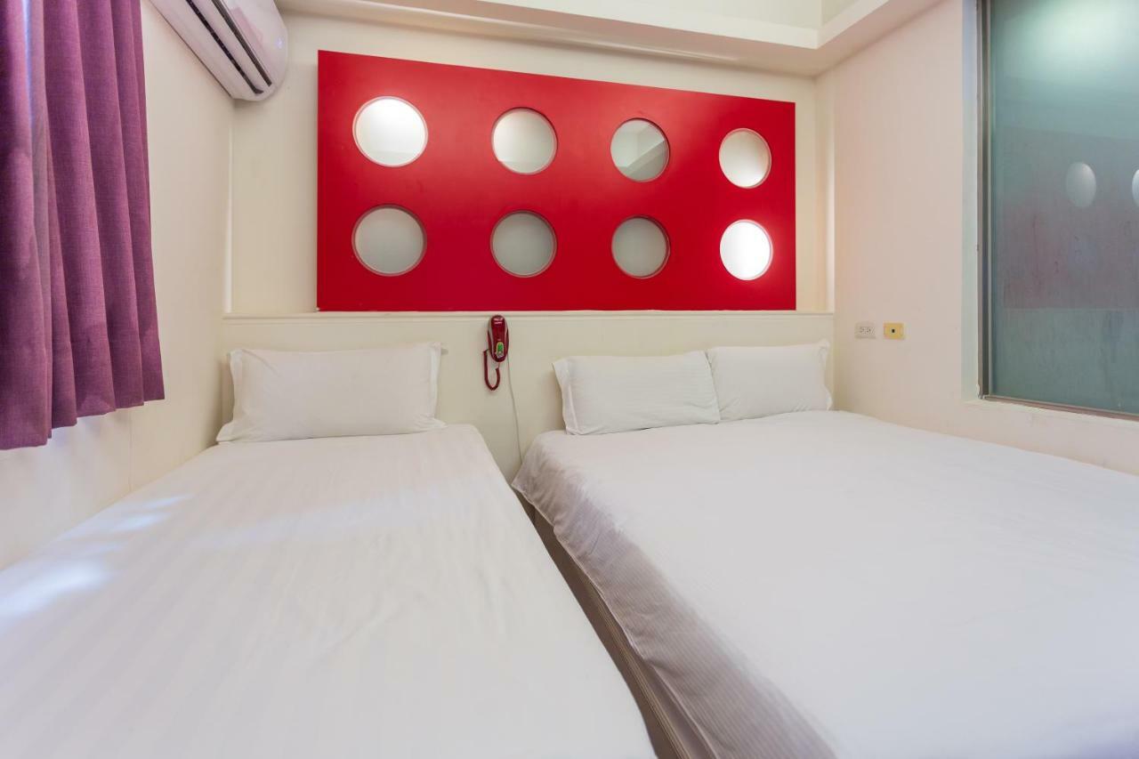 Newrise Hotel Каосюн Екстериор снимка