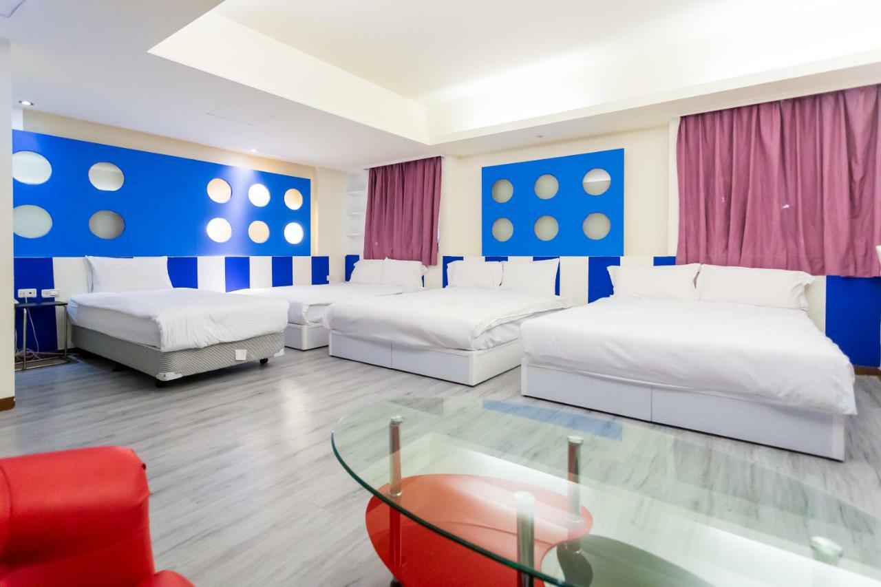 Newrise Hotel Каосюн Екстериор снимка